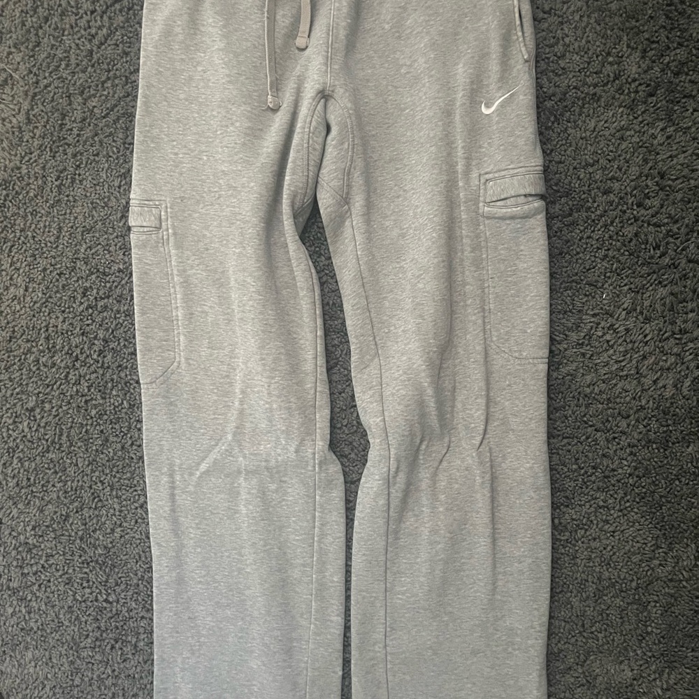 Nike Heather Gray Joggers with Cargo Pockets